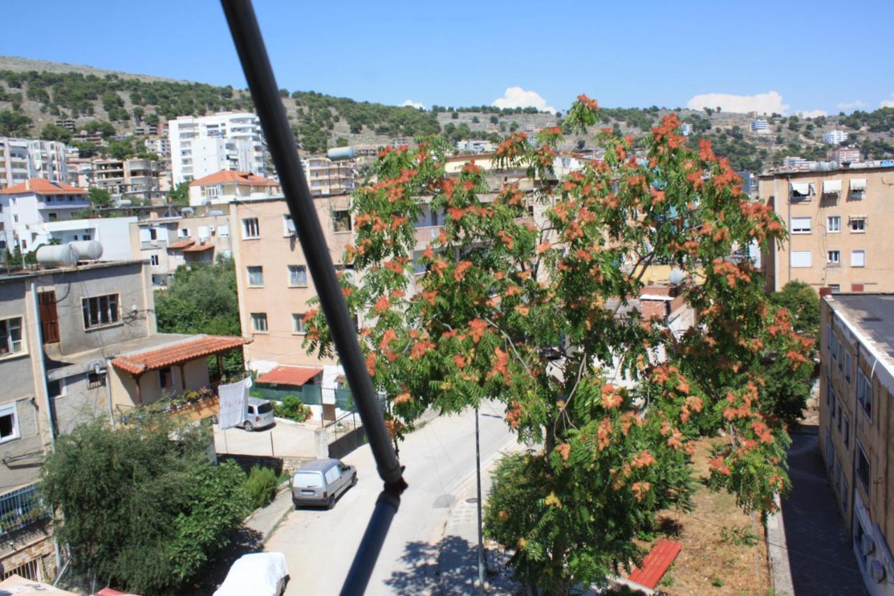 Kanina Hotel&Hostel Sarandë Esterno foto