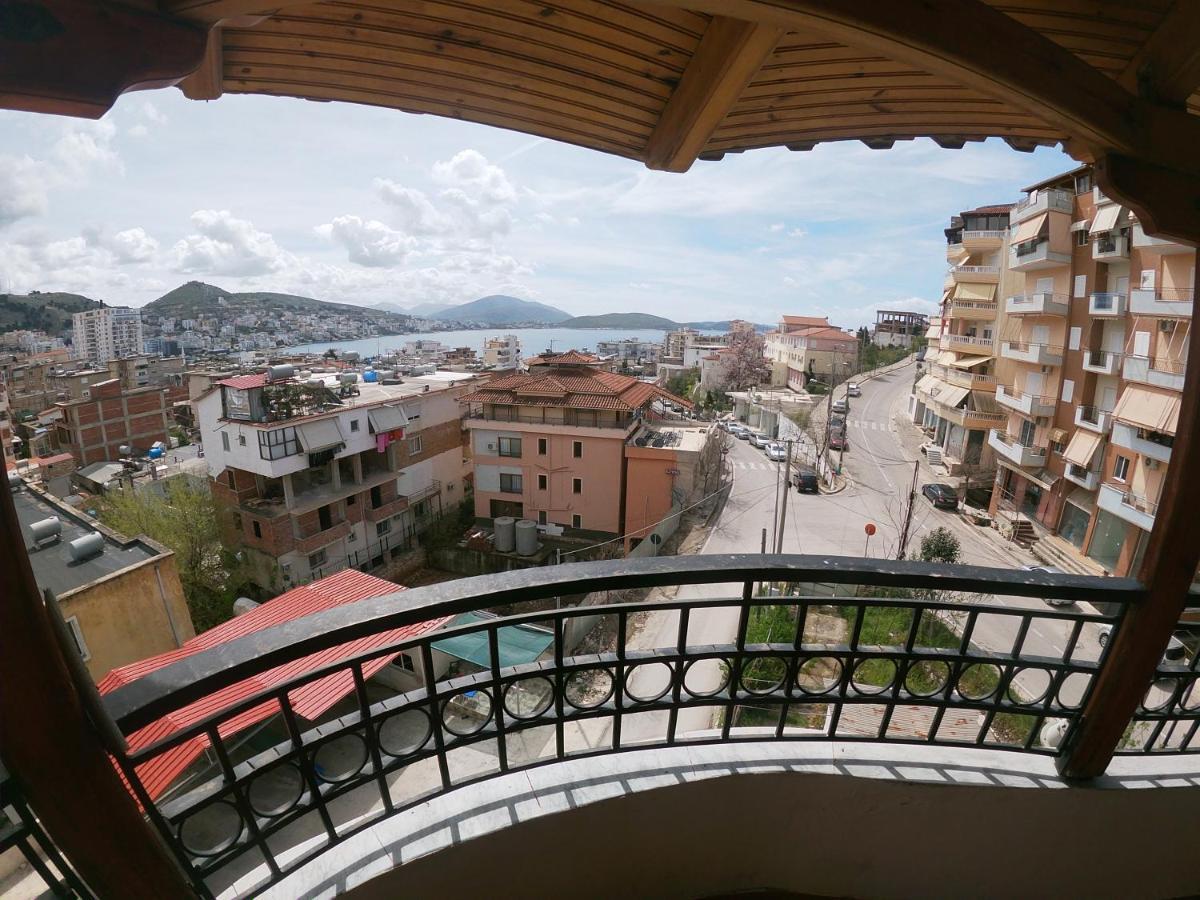 Kanina Hotel&Hostel Sarandë Esterno foto