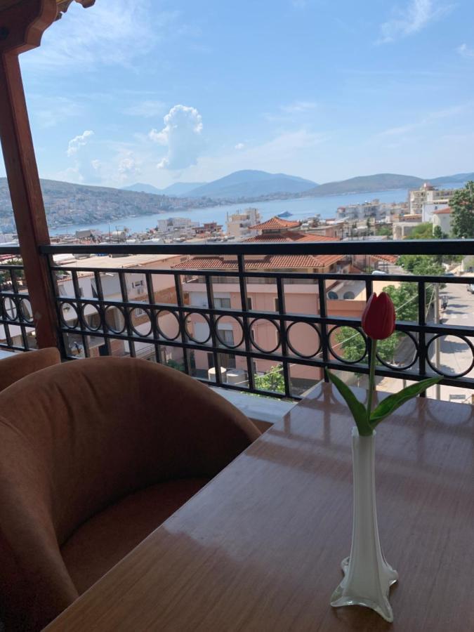 Kanina Hotel&Hostel Sarandë Esterno foto