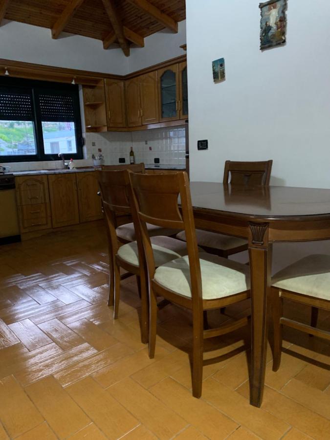 Kanina Hotel&Hostel Sarandë Esterno foto